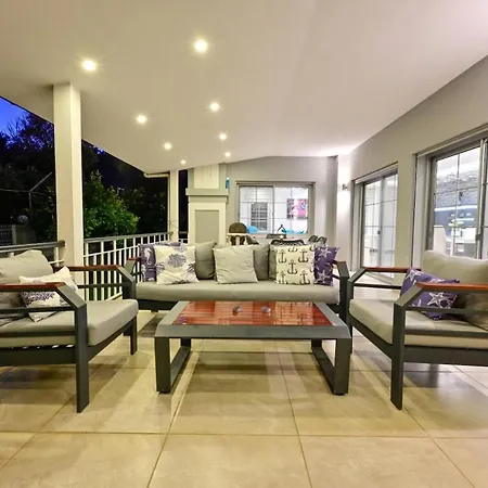 Yagiz-villa With Children's Pool&jacuzzi For 6 People In Gocek Villa *