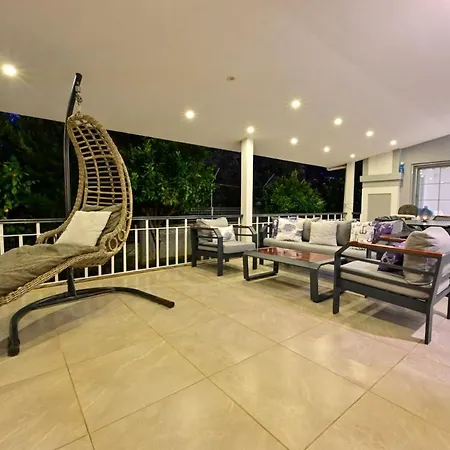 Yagiz-villa With Children's Pool&jacuzzi For 6 People In Gocek