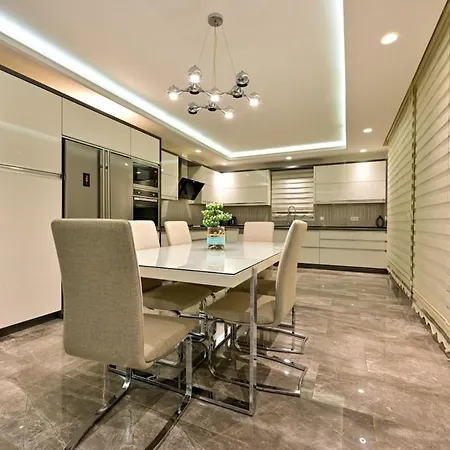 Yagiz-villa With Children's Pool&jacuzzi For 6 People In Gocek