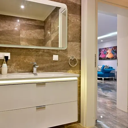 Yagiz-villa With Children's Pool&jacuzzi For 6 People In Gocek